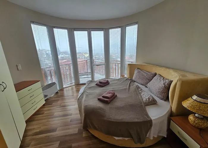 Rooftop With Stunning View Daire Beli Iskar