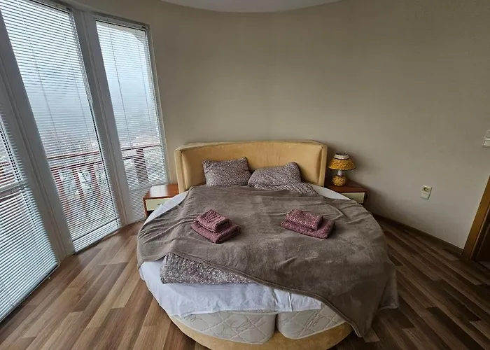 Rooftop With Stunning View * Beli Iskar